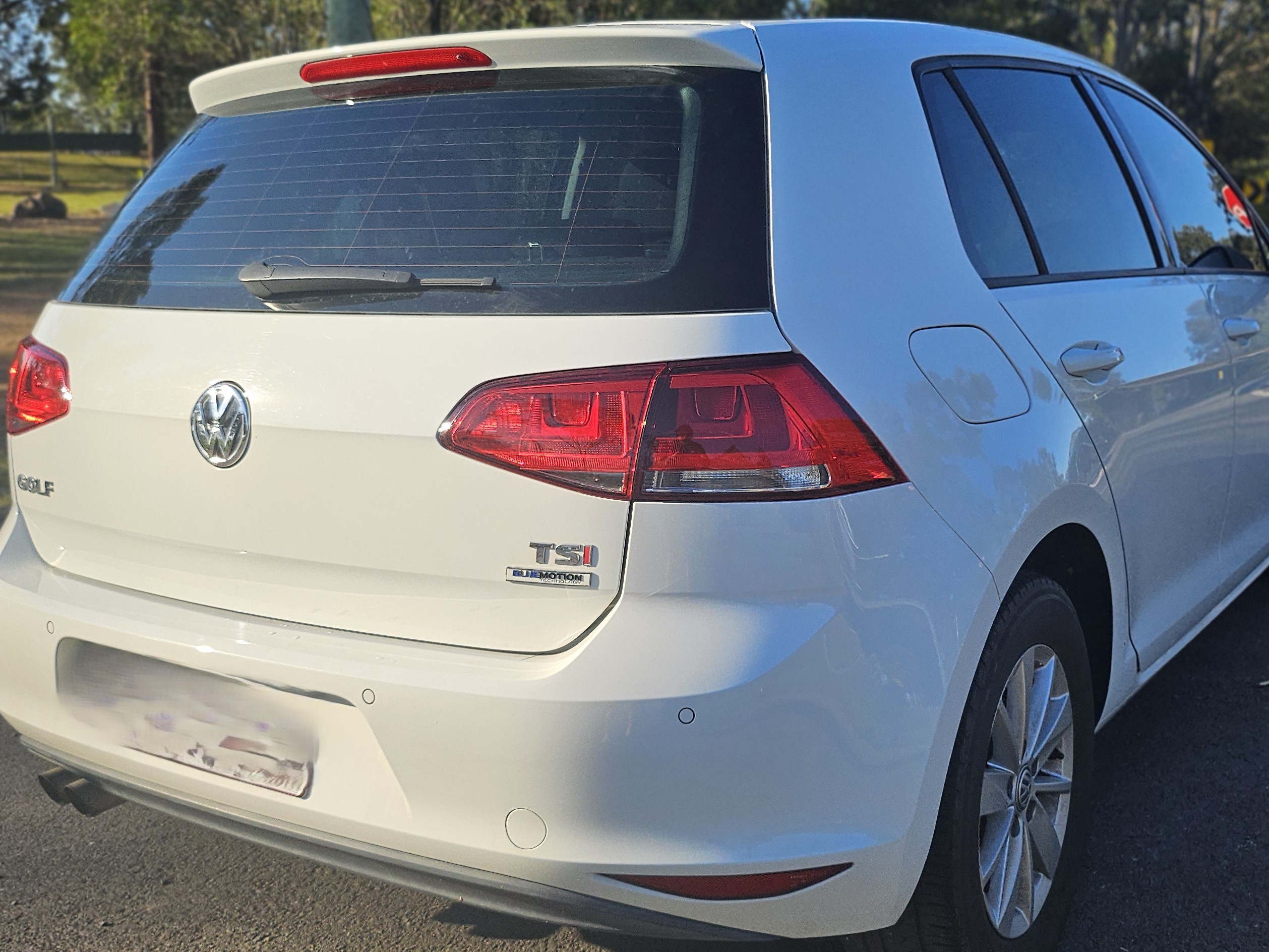 2016 VOLKSWAGEN Golf 92TSI Trendline photo 3