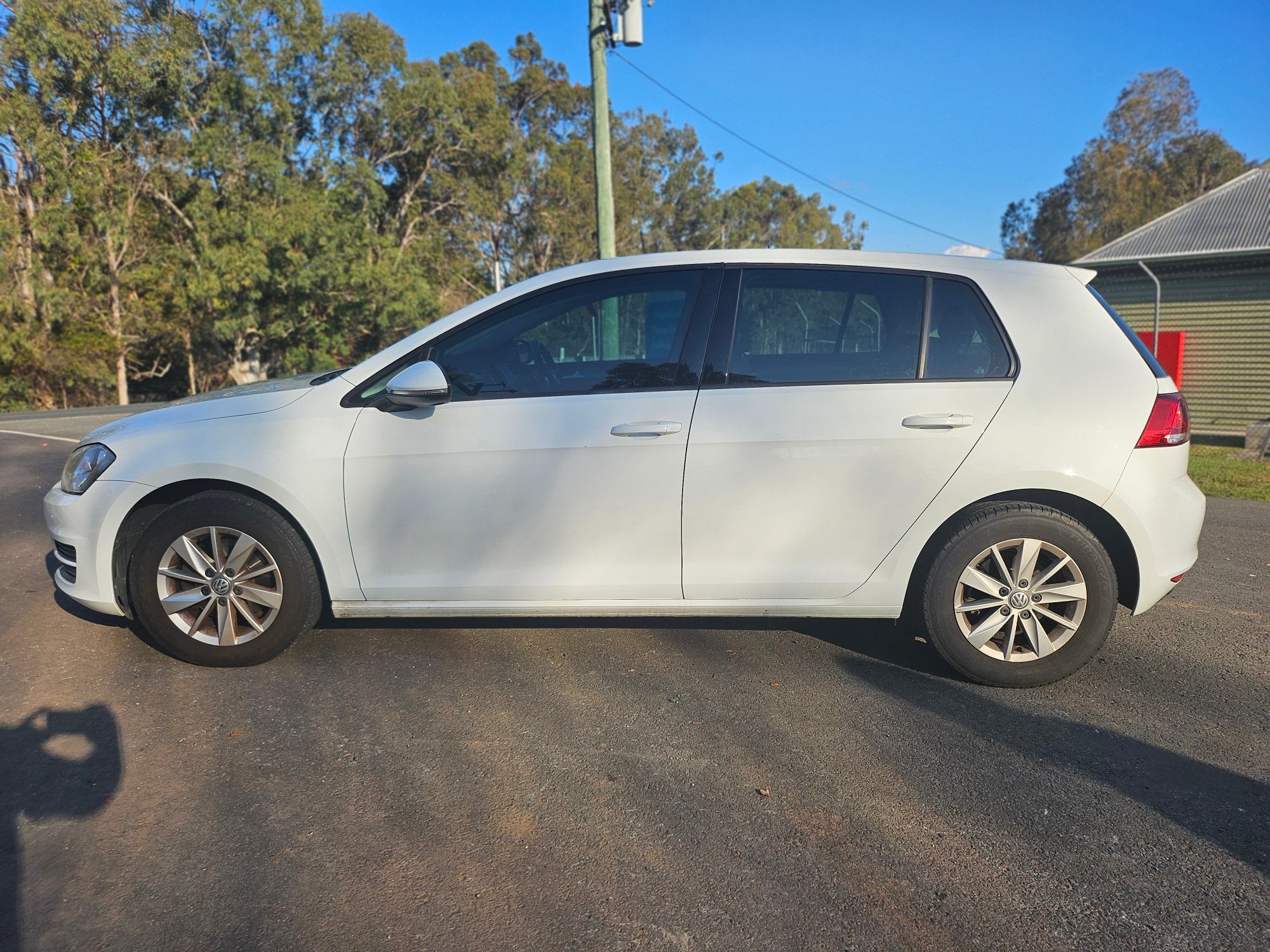 2016 VOLKSWAGEN Golf 92TSI Trendline photo 5